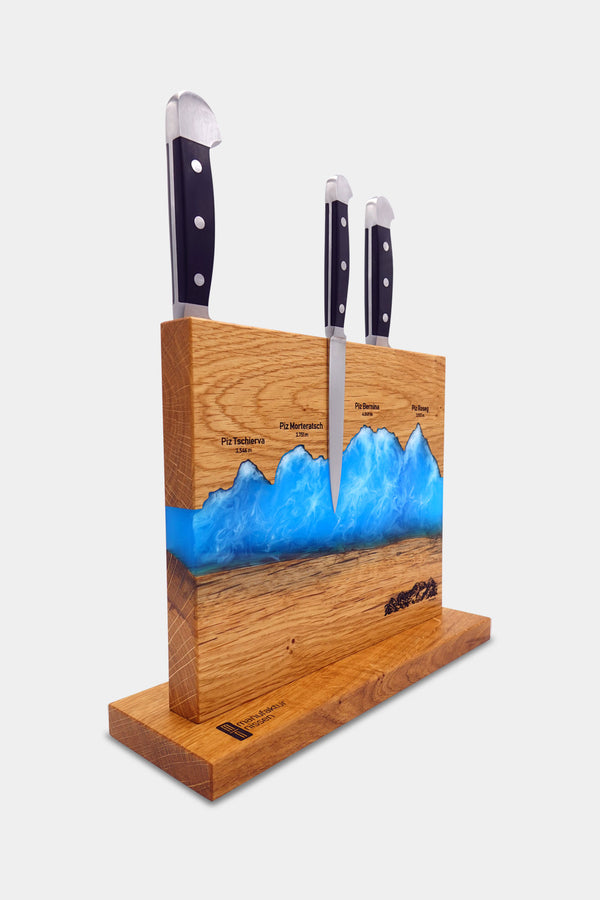 exklusiver handgefertigter magnetischer Messerhalter aus schweizer Eichenholz und Veredelung mit Epoxidharz in der Silhouette des Oberengadins